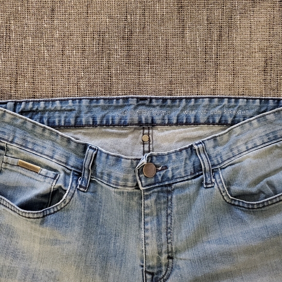 Calvin Klein Slim Straight Jeans, Light Wash - Picture 3 of 3